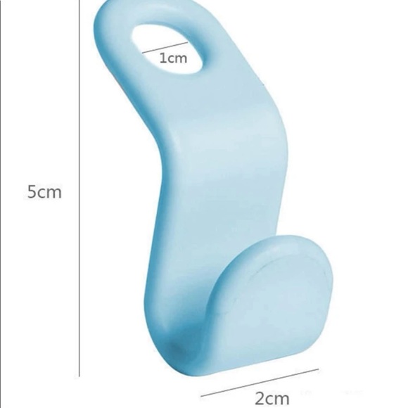 SHEIN 15pcs per pack Connector Hooks Hanger Colors White Pink and Blue - Picture 3 of 3